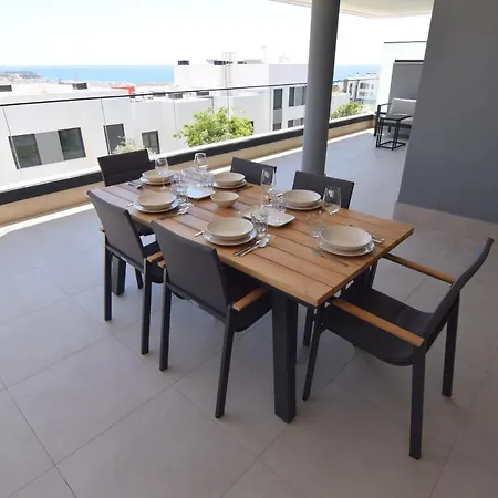 Mesas Homes