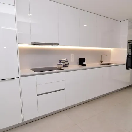Mesas Homes * إِستيبونا